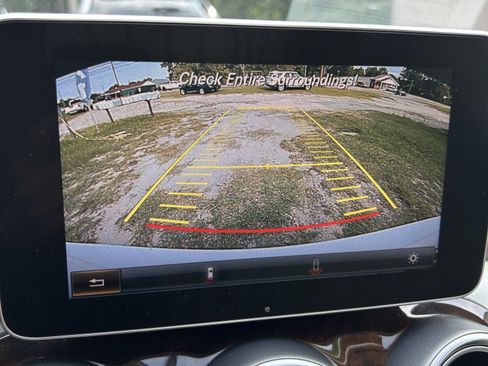 Used 2015 Mercedes-Benz C 300 4MATIC Sedan image 9