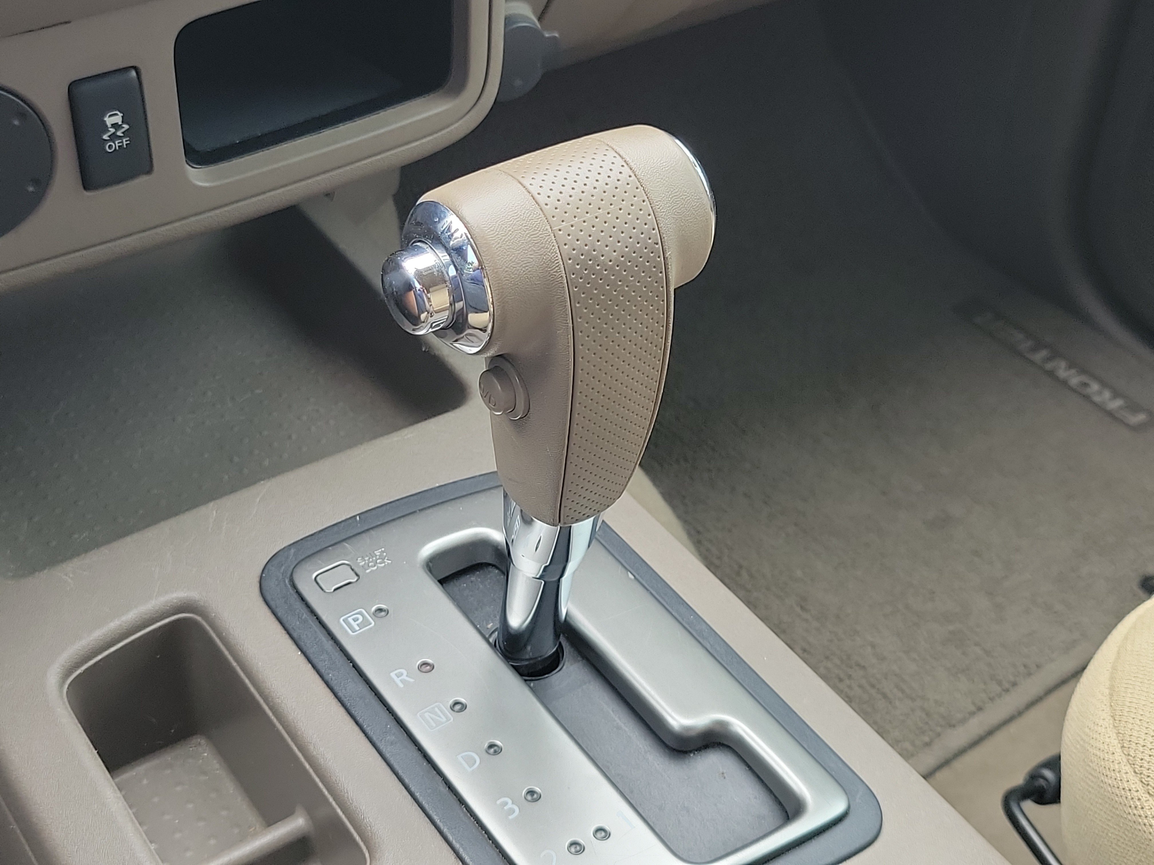 Used 2019 Nissan Frontier SV RWD image 24