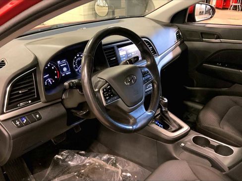 Used 2017 Hyundai Elantra Value Edition image 17