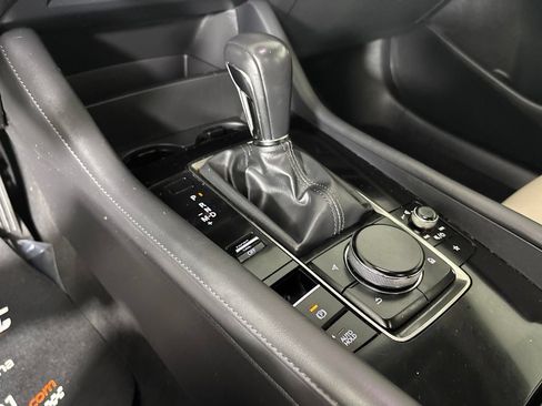 Used 2019 MAZDA MAZDA3 AWD Sedan w/ Preferred Package image 21