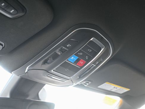 Used 2024 Jeep Wagoneer 4WD image 40
