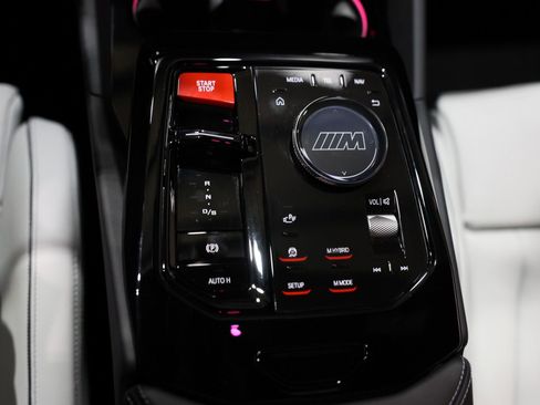 Used 2025 BMW M5 Touring AWD/4WD image 23