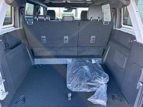 New 2025 Ford Bronco Badlands AWD/4WD image 12
