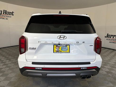 Used 2024 Hyundai Palisade SEL w/ Premium Package AWD/4WD image 6