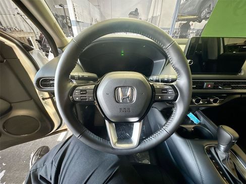 New 2026 Honda HR-V EX-L image 18