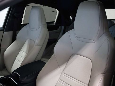 Certified 2023 Porsche Cayenne Coupe image 19