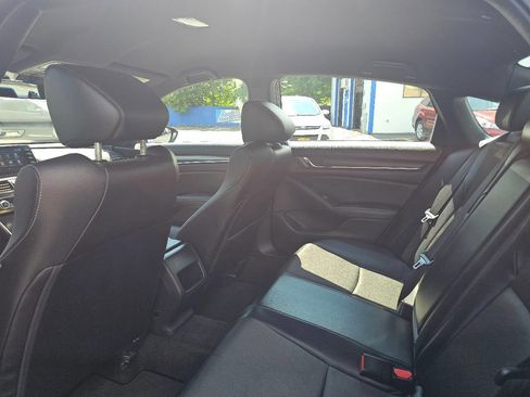 Used 2018 Honda Accord Sport image 35