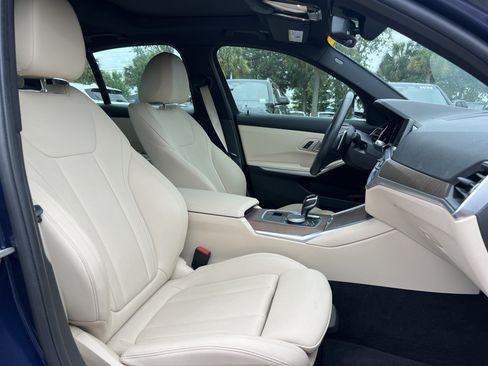 Used 2021 BMW 330i Sedan w/ Convenience Package RWD image 33