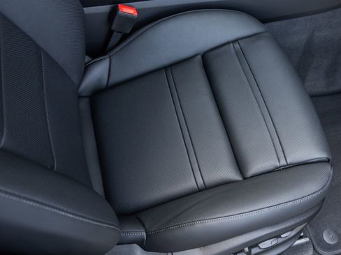 Certified 2025 Porsche Cayenne S AWD/4WD image 45