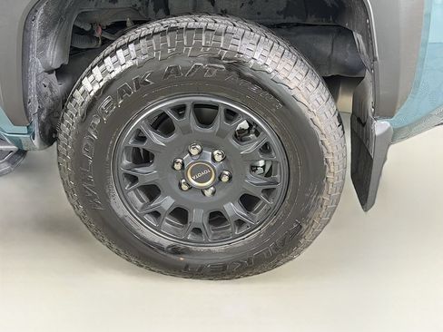 Used 2025 Toyota 4Runner TRD Off-Road Premium w/ Tow Technology Package AWD/4WD image 34