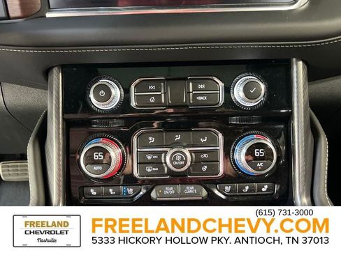 Used 2024 GMC Yukon Denali Ultimate image 34