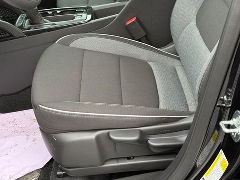 Used 2025 Chevrolet TrailBlazer LT image 17