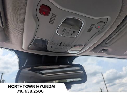 Used 2021 Jeep Renegade Latitude w/ Sun & Sound Group AWD/4WD image 19