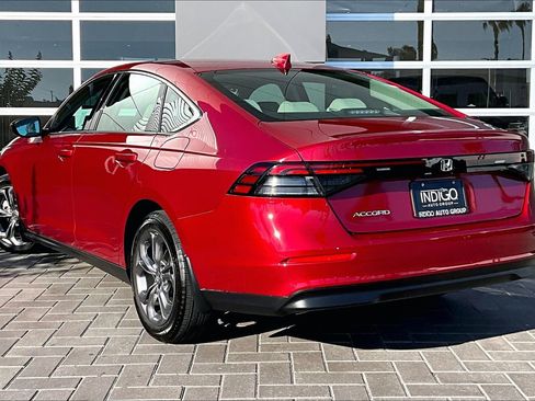 Used 2023 Honda Accord EX image 12