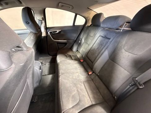 Used 2013 Volvo S60 T5 FWD image 22