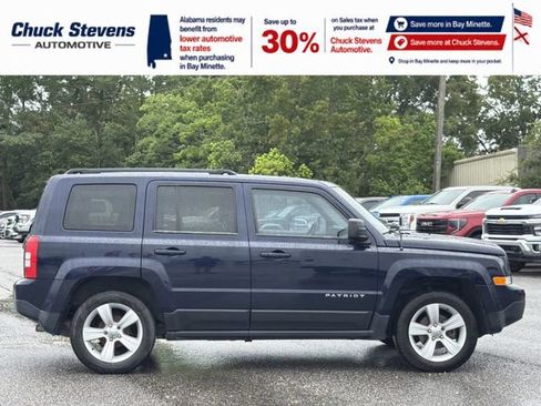Used 2014 Jeep Patriot Latitude FWD image 4