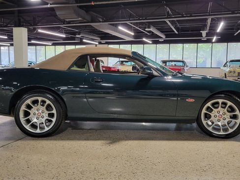Used 2000 Jaguar XK8 Convertible RWD image 39