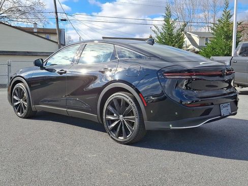 New 2025 Toyota Crown Nightshade image 7