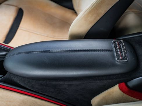 Used 2022 Ferrari Roma RWD image 34