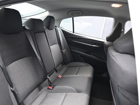 Used 2025 Toyota Camry LE FWD image 13