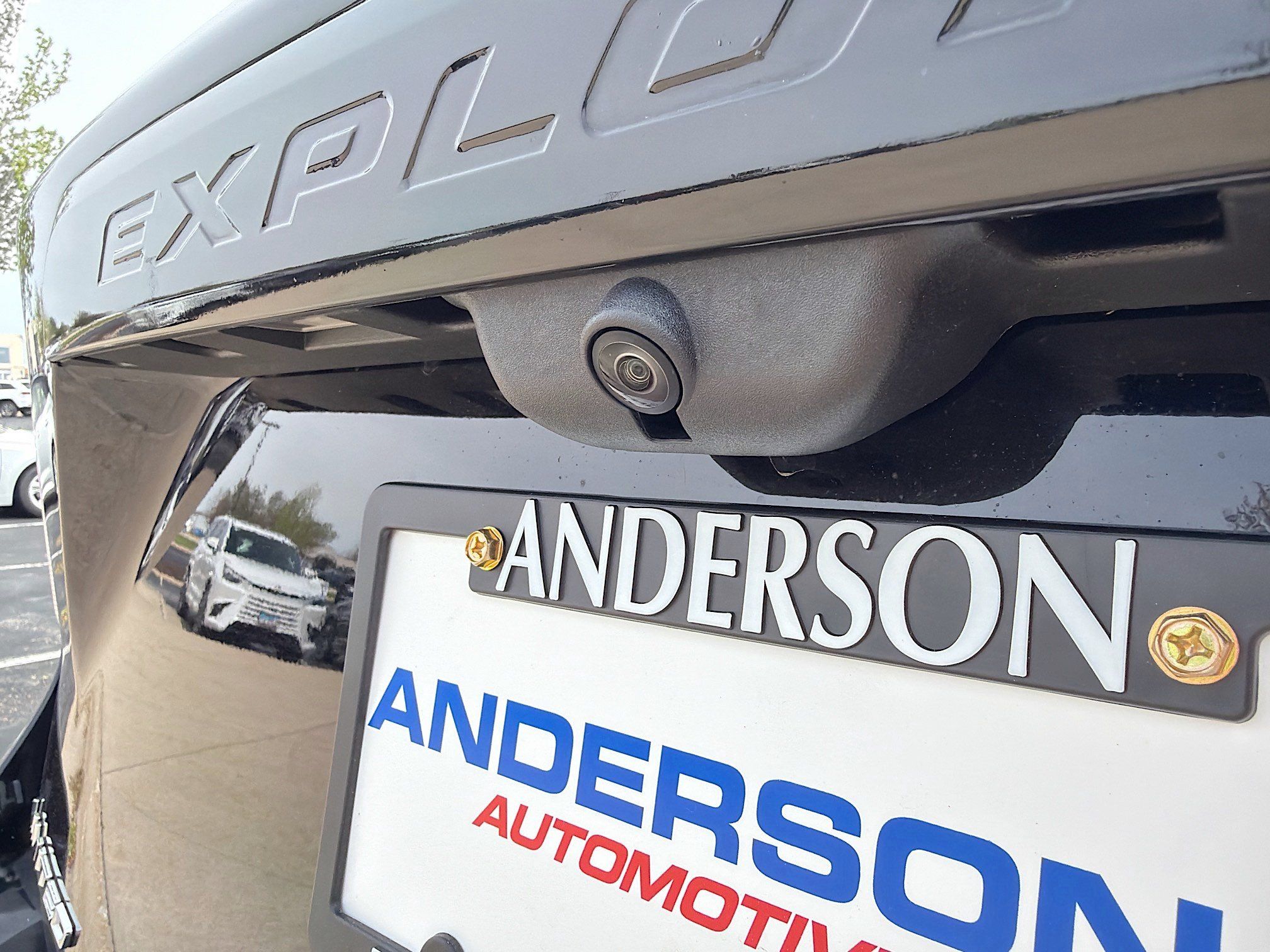 Used 2022 Ford Explorer Limited AWD/4WD image 14