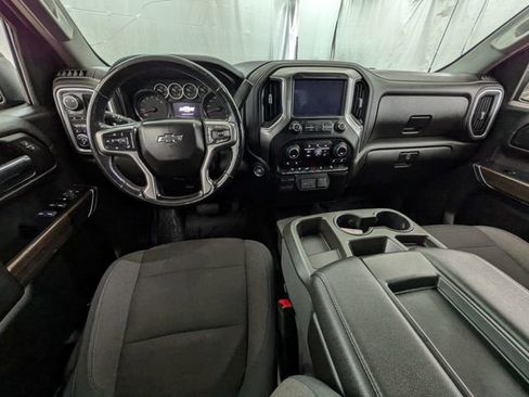 Used 2019 Chevrolet Silverado 1500 RST AWD/4WD image 11