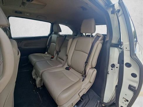 Used 2018 Honda Odyssey EX-L image 16