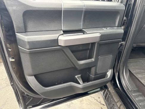 Used 2018 Ford F150 XLT w/ Equipment Group 302A Luxury AWD/4WD image 19