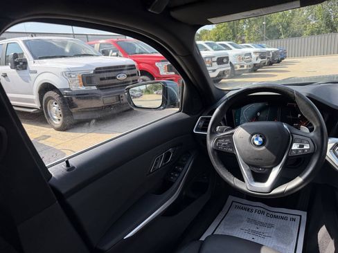 Used 2020 BMW 330i Sedan w/ Premium Package RWD image 19