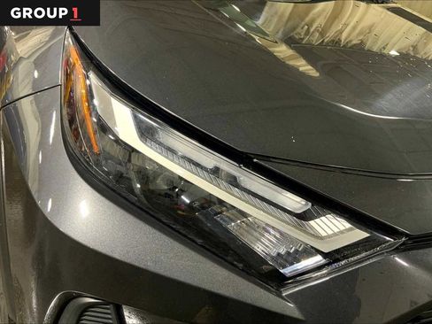 Used 2025 Toyota RAV4 XLE image 28