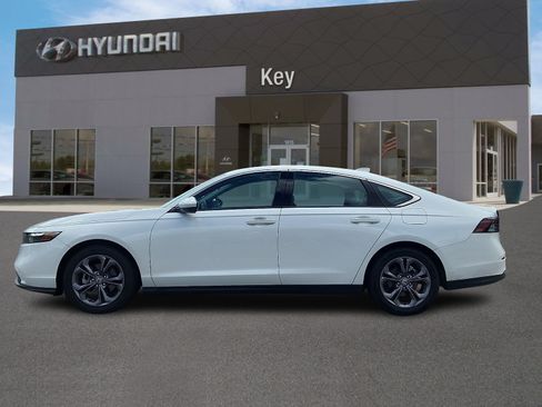 Used 2024 Honda Accord EX image 6