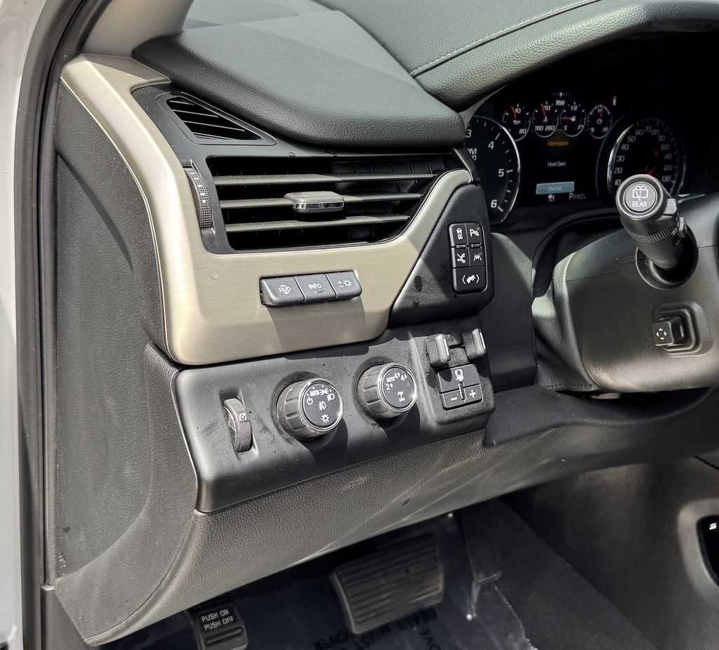 Used 2020 GMC Yukon XL Denali w/ Denali Ultimate Package AWD/4WD image 14