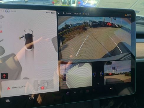 Used 2023 Tesla Model 3 Performance image 29