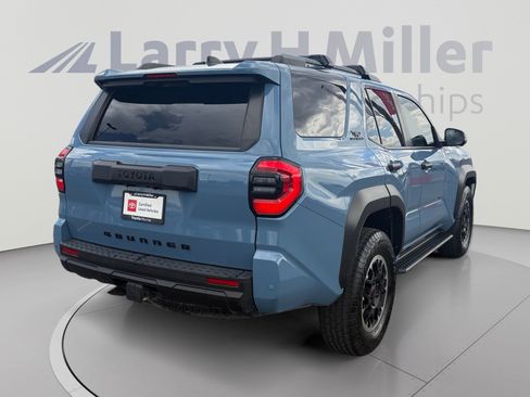 Used 2025 Toyota 4Runner TRD Off-Road Premium w/ Tow Technology Package AWD/4WD image 5