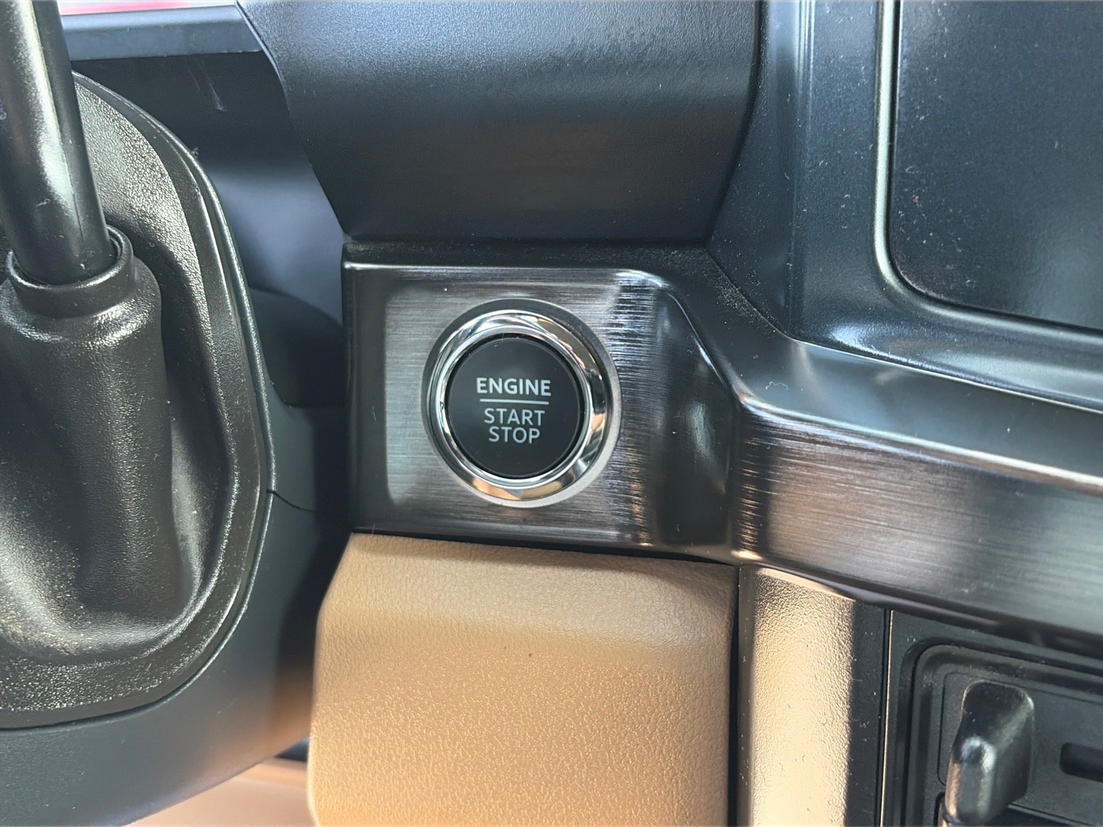 Certified 2024 Ford F250 Lariat w/ Sport Appearance Package AWD/4WD image 12