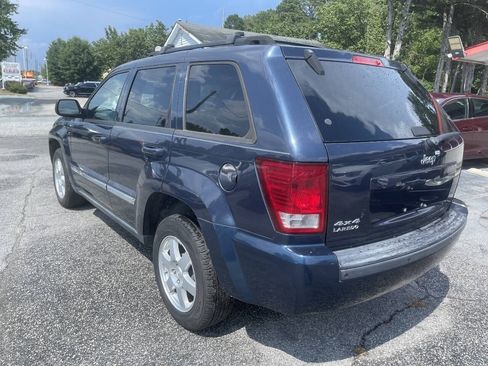 Used 2010 Jeep Grand Cherokee Laredo AWD/4WD image 4