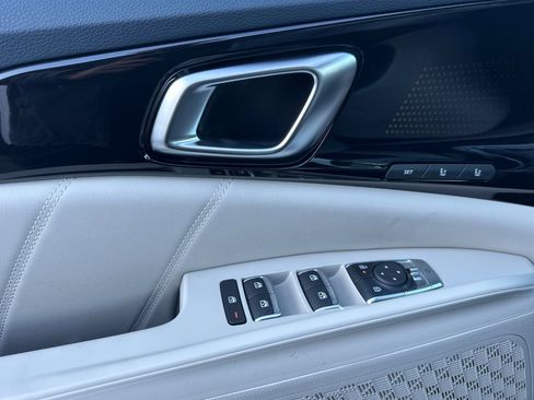 New 2026 Kia Carnival SX Prestige image 11