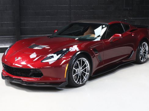 Used 2019 Chevrolet Corvette Grand Sport RWD image 6