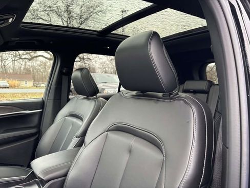 New 2026 Jeep Grand Cherokee Limited w/ Limited Altitude Package image 15