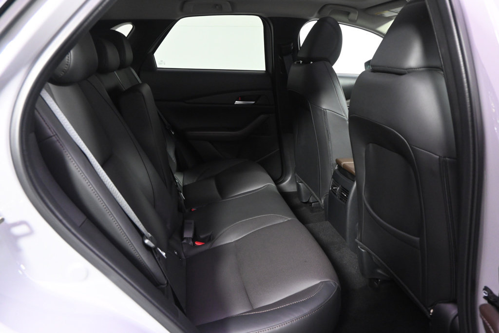 Used 2025 MAZDA CX-30 AWD 2.5 S w/ Premium Package image 18