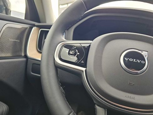 Used 2026 Volvo XC60 B5 Ultra w/ Protection Package Premier image 31