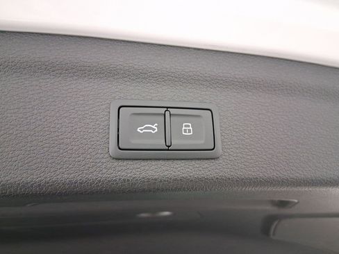 New 2025 Audi Q3 2.0T Premium w/ Convenience Package image 27