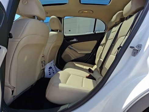 Used 2018 Mercedes-Benz GLA 250 4MATIC image 13