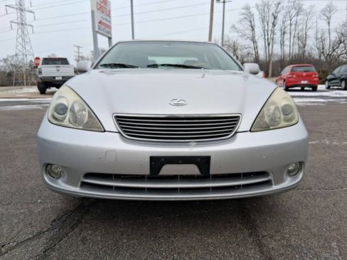 Used 2005 Lexus ES 330 image 2