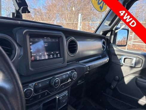 Used 2023 Jeep Wrangler Sport image 15