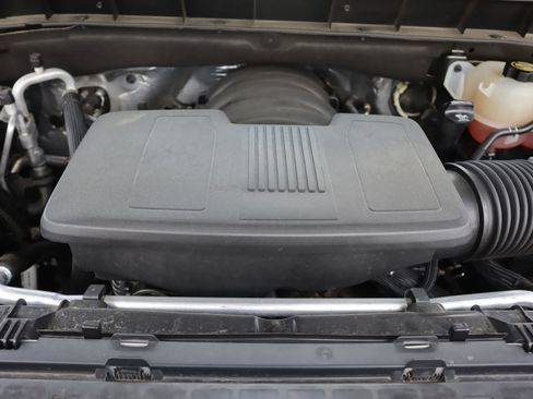 Used 2021 Chevrolet Silverado 1500 LT Trail Boss w/ Convenience Package II image 28