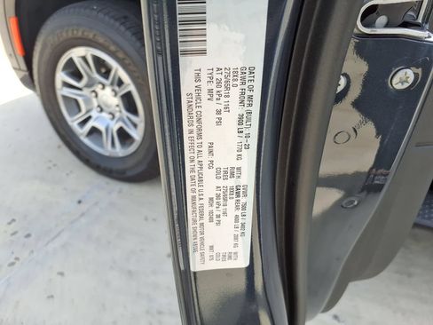Used 2024 Jeep Wagoneer 4WD image 34