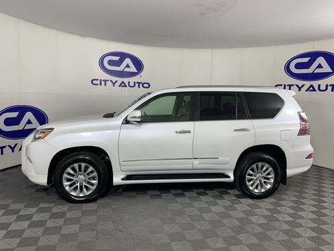 Used 2016 Lexus GX 460 w/ Premium Package AWD/4WD image 6