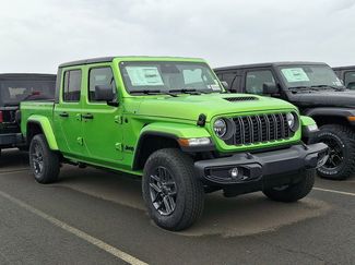 New 2026 Jeep Gladiator Sport video 1