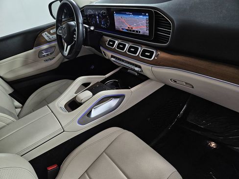 Used 2021 Mercedes-Benz GLE 350 w/ AMG Line Exterior image 32